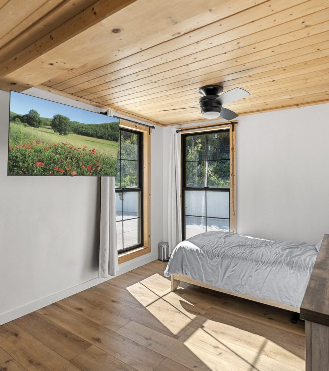 Luxurious single bedroom of the SD-Wellness Drug Rehab Facility in Ironwood, CA.